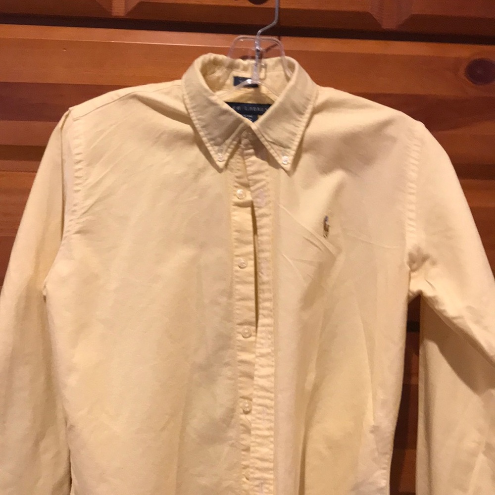 Women’s Ralph Lauren bottom down shirt